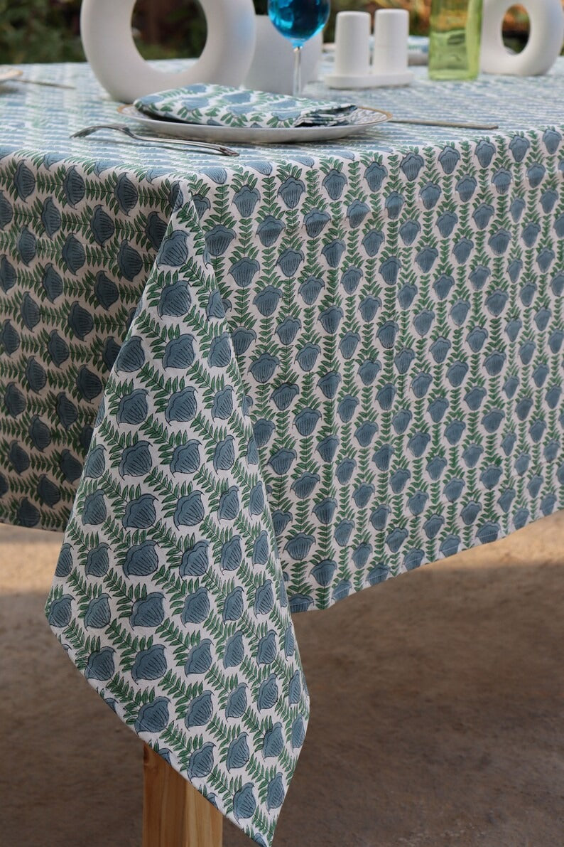 Table Cover With Napkins
