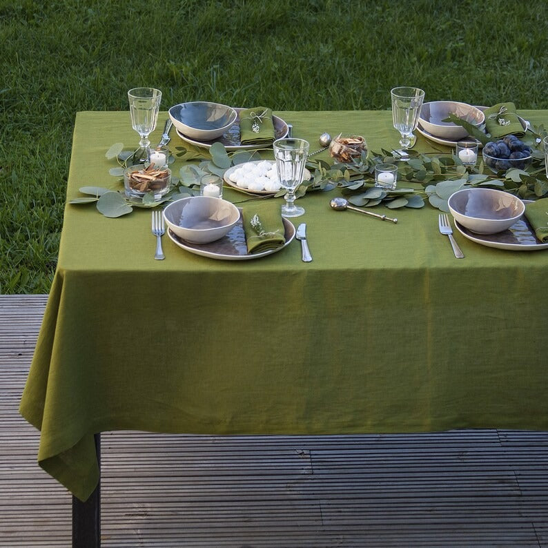 Moss Green Table Cover & Napkin Set