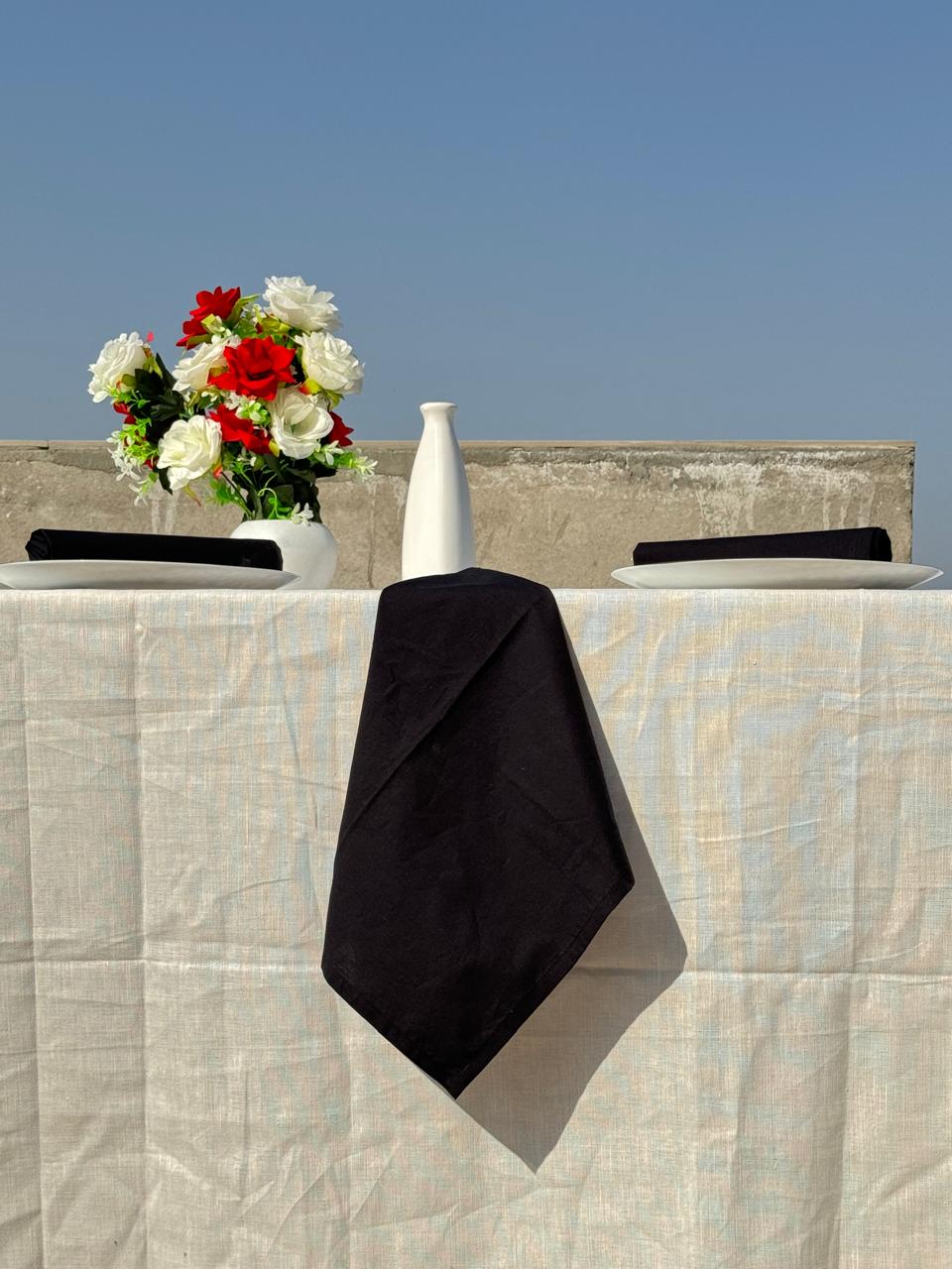 Black napkin set of 10