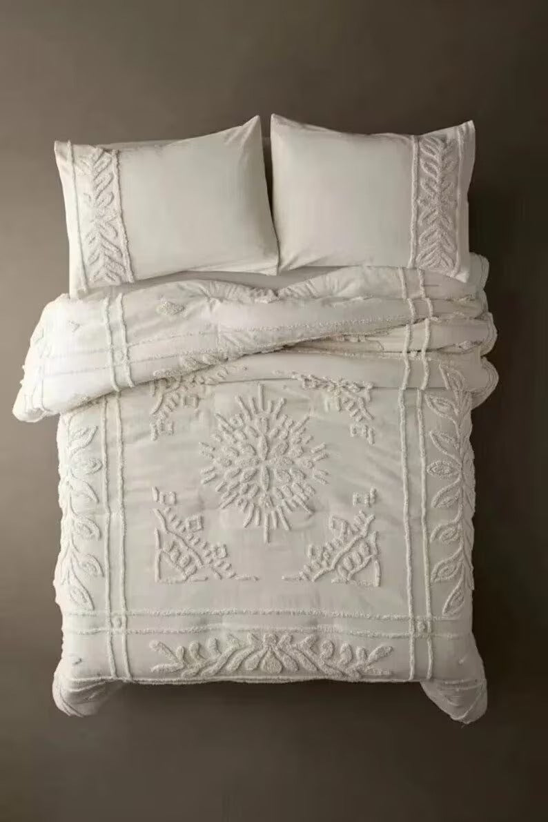 3- piece White Tufted Cotton Duvet Cover set